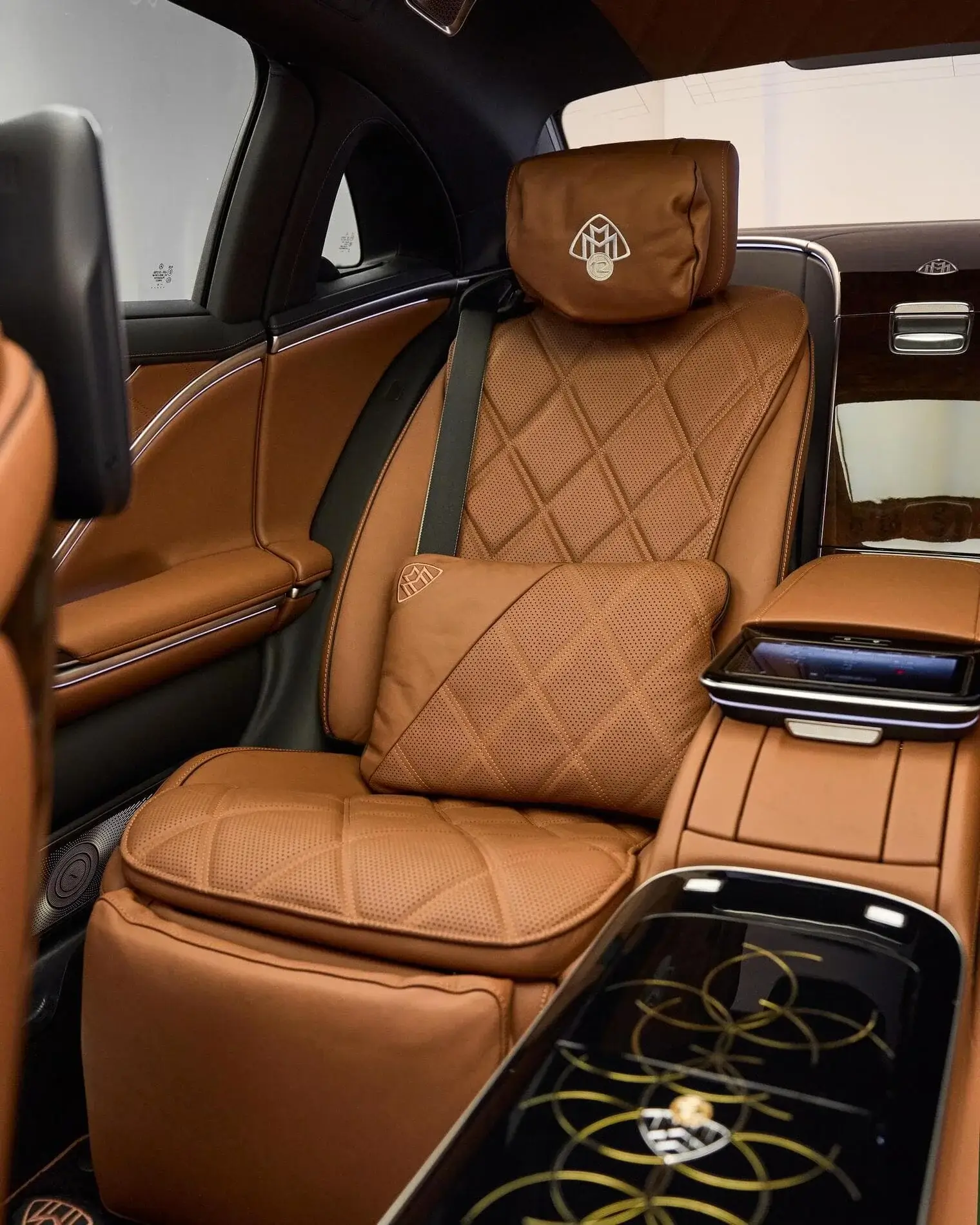 Mercedes Maybach S680 V12 Edition
