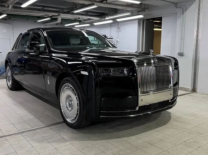 Rolls-Royce Phantom