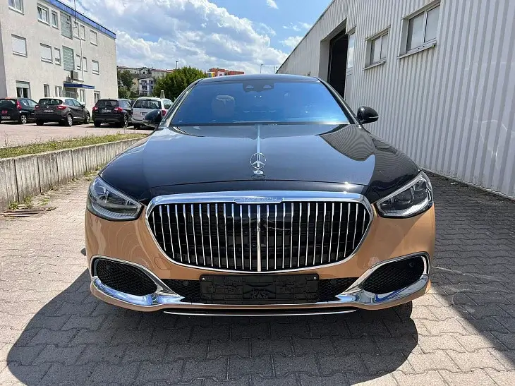 Mercedes-Maybach S 680 Virgil Abloh
