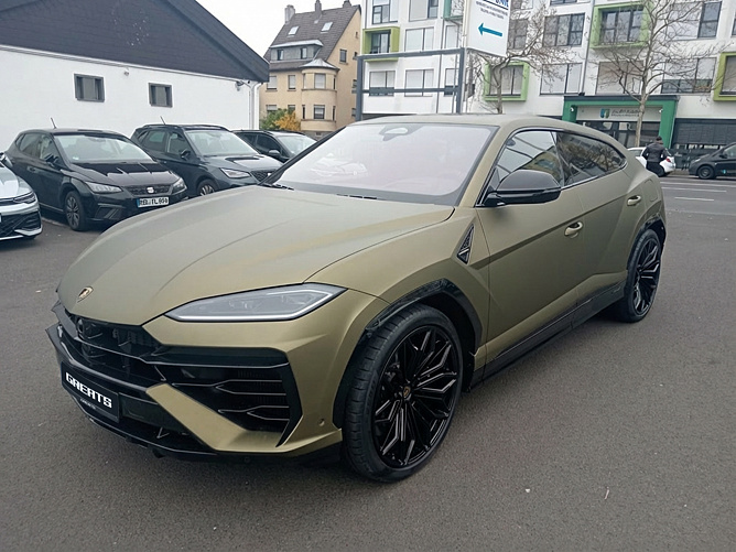 Lamborghini Urus SE 4.0 (800 л.с.) Золотисто-бронзовый матовый, 2026