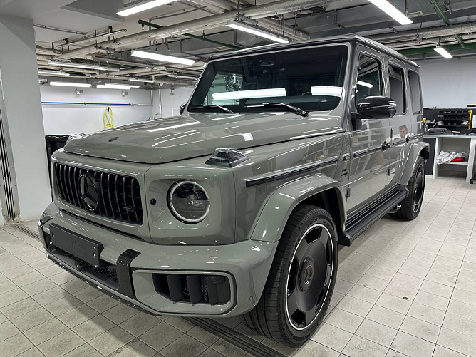 Mercedes-Benz G63 AMG FL 4.0 (585 л.с.) Классический серый, 2026