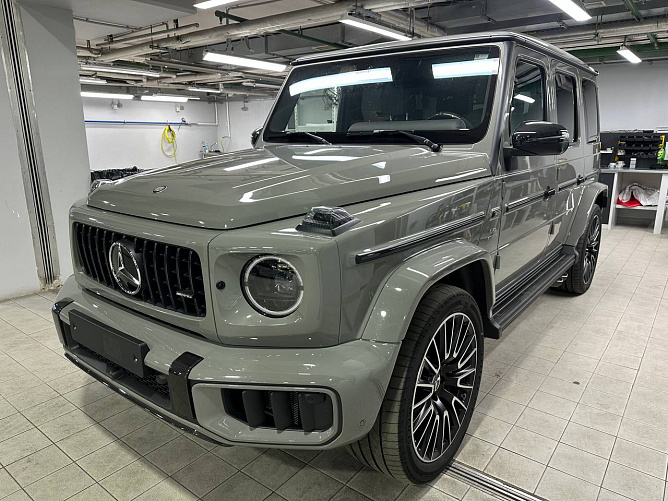 Mercedes-Benz G63 AMG FL 4.0 (585 л.с.) Классический серый, 2026