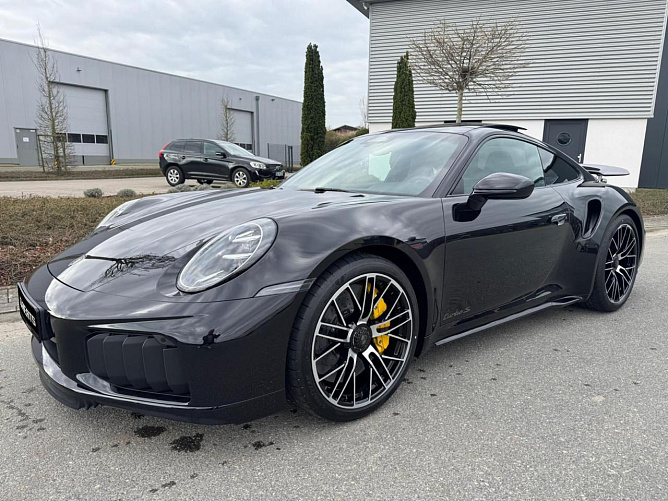 Porsche 911 Turbo S FL 3.6 (711 л.с.) Черный, 2026