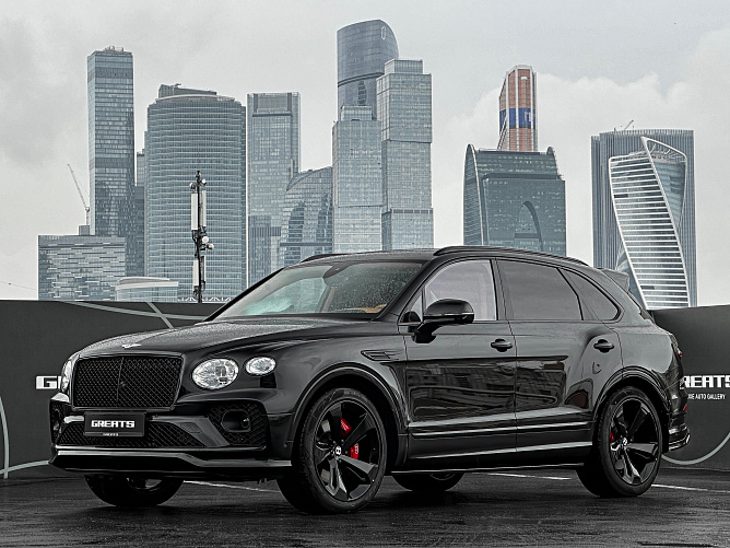 Bentley Bentayga V8 Azure 4.0 (550 л.с.) Черный, 2024