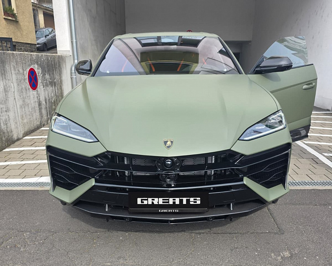 Lamborghini Urus SE 4.0 (800 л.с.) Матовый хаки, 2025