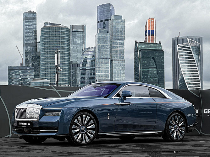 Rolls-Royce Spectre 0.0 (585 л.с.) Серо-голубой, 2024