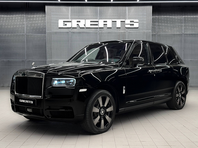 Rolls-Royce Cullinan Silver Badge 6.75 (571 л.с.) Черный, 2024