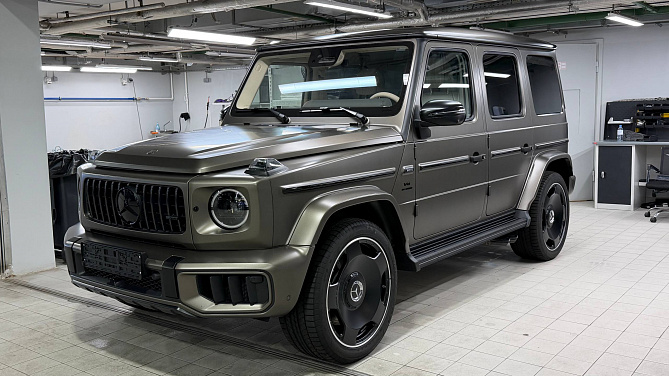 Mercedes-Benz G63 AMG FL 4.0 (585 л.с.) Серый монца magno, 2026