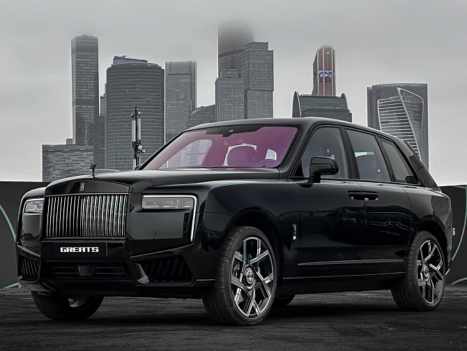 Rolls-Royce Cullinan Black Badge FL