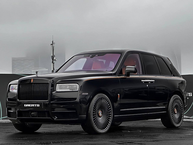 Rolls-Royce Cullinan Black Badge 6.75 (600 л.с.) Черный, 2021