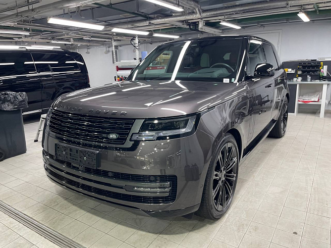 Land Rover Range Rover Autobiography 3.0 (350 л.с.) Коричнево-серый (Charente grey), 2026