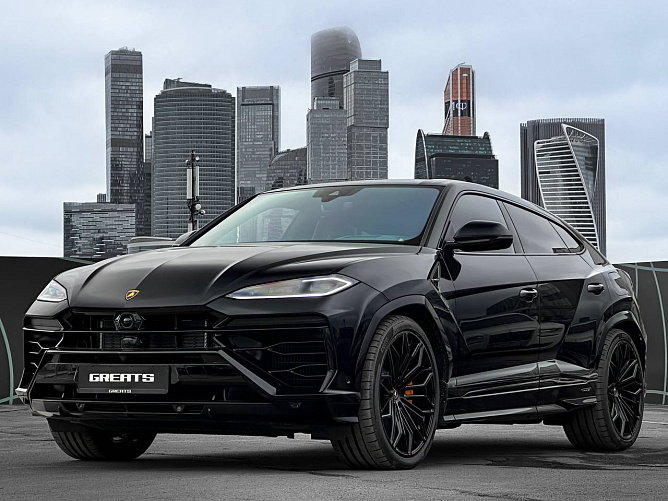 Lamborghini Urus SE 4.0 (800 л.с.) Черный, 2025