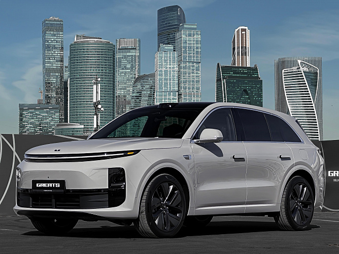 LiXiang L6 1.5 (408 л.с.) Серый, 2024