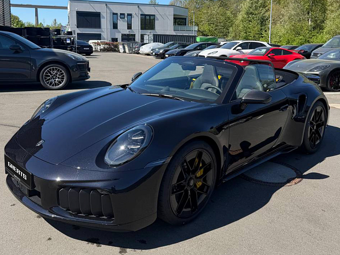 Porsche 911 Turbo S Cabrio FL 3.6 (711 л.с.) Черный, 2026