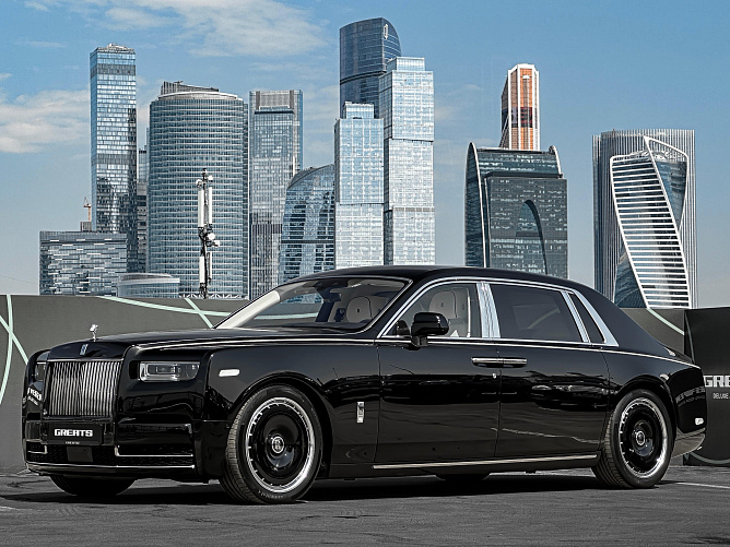 Rolls-Royce Phantom EWB 6.7 (571 л.с.) Черный, 2024