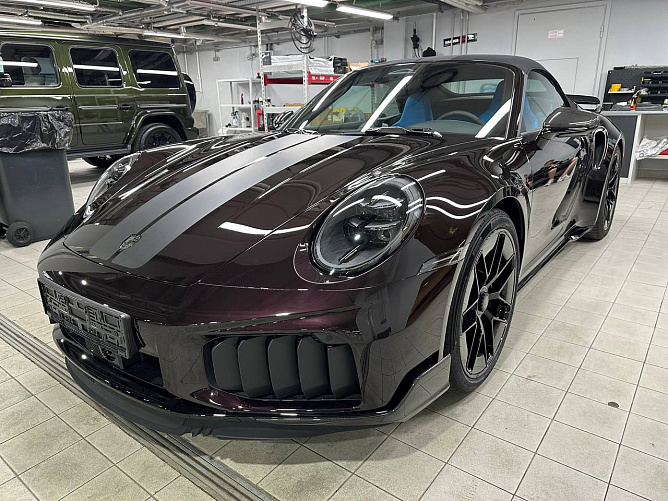 Porsche 911 Turbo S Cabrio FL 3.6 (711 л.с.) Темно-фиолетовый, 2026