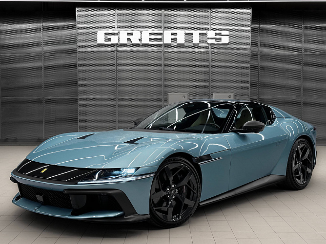 Ferrari 12 cilindri Spider 6.5 (830 л.с.) Зелено-голубой, 2026