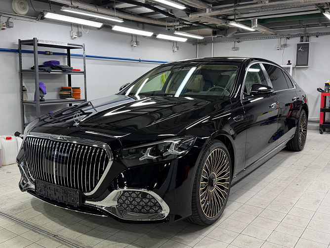 Mercedes-Benz S580 Maybach FL 4.0 (560 л.с.) Черный, 2026