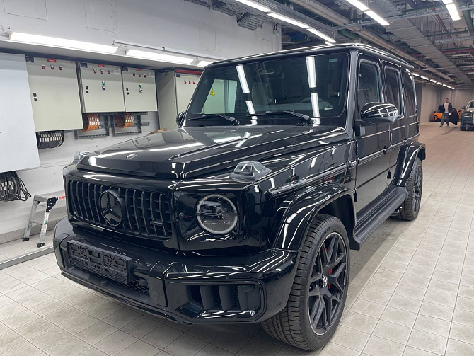 Mercedes-Benz G63 AMG FL 4.0 (585 л.с.) Черный обсидиан, 2025