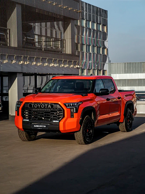 Toyota Tundra TRD Pro off-road HV v 6 3.5 twin turbo (437 л.с.) Оранжевый, 2022