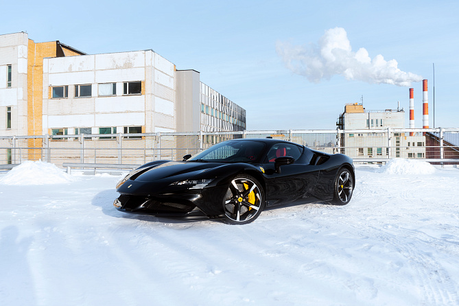 Ferrari SF90 Stradale 4.0 (1000 л.с.) Черный, 2021