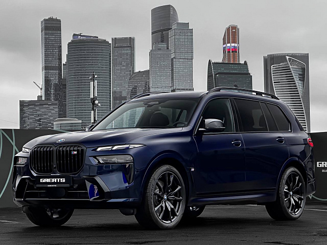 BMW X7 M60i FL 4.4 (530 л.с.) Синий танзанит, 2024