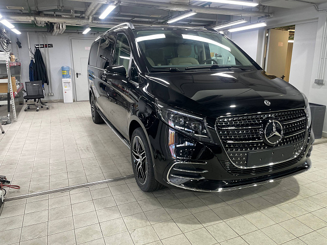 Mercedes-Benz V 300d EL FL 2.0 (237 л.с.) Черный, 2026