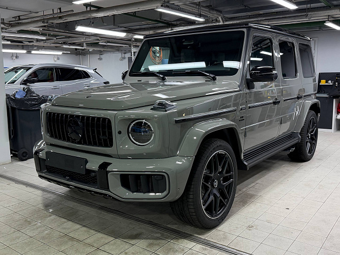 Mercedes-Benz G63 AMG 4.0 (585 л.с.) Классический серый, 2026