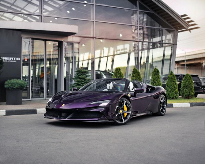 Ferrari SF90 Spider 4.0 (1000 л.с.) Фиолетовый, 2024