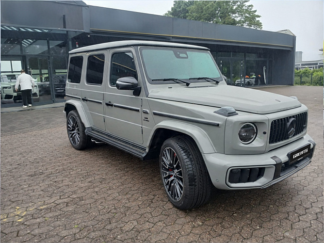 Mercedes-Benz G63 AMG FL 4.0 (585 л.с.) Классический серый, 2026