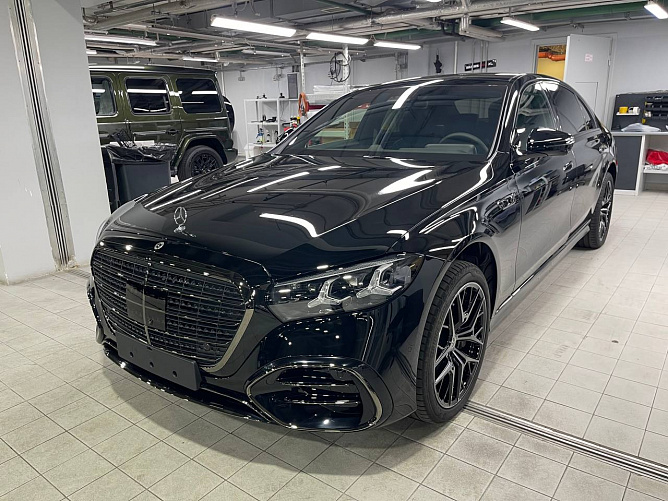 Mercedes-Benz S580 long FL 4.0 (557 л.с.) Черный, 2026