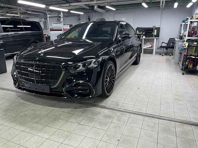 Mercedes-Benz S580 long FL 4.0 (560 л.с.) Черный, 2026