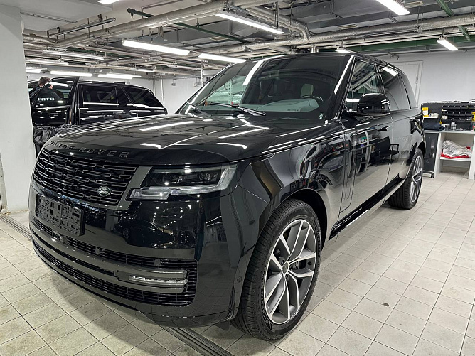 Land Rover Range Rover LWB Autobiography 4.4 (530 л.с.) Черный, 2026