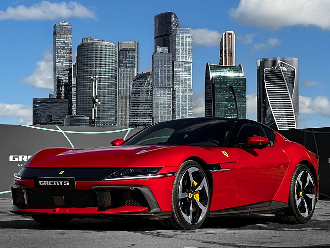 Ferrari 12 cilindri 6.5 (830 л.с.) Красный, 2025