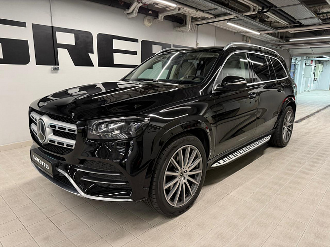 Mercedes-Benz GLS 400d 2.9 (330 л.с.) Черный, 2020