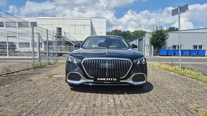 Mercedes-Benz S580 Maybach FL 4.0 (560 л.с.) Черный, 2026