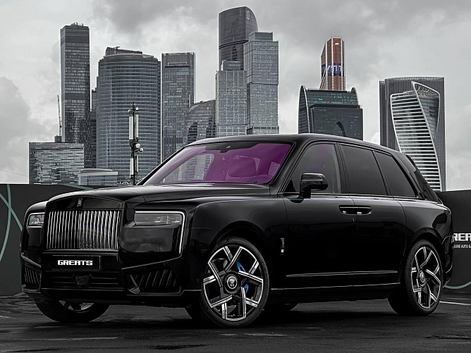 Rolls-Royce Cullinan Black Badge FL 6.75 (600 л.с.) Черный, 2024